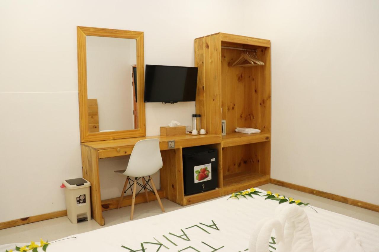 Alaika Maafushi Hotel Bagian luar foto