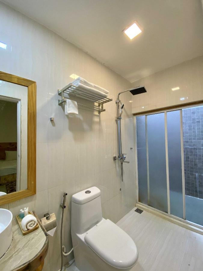 Alaika Maafushi Hotel Bagian luar foto